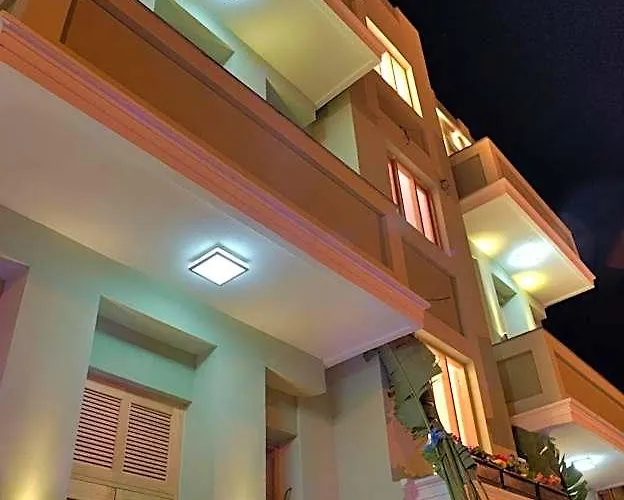 Residence Suites By Raphael Hotels